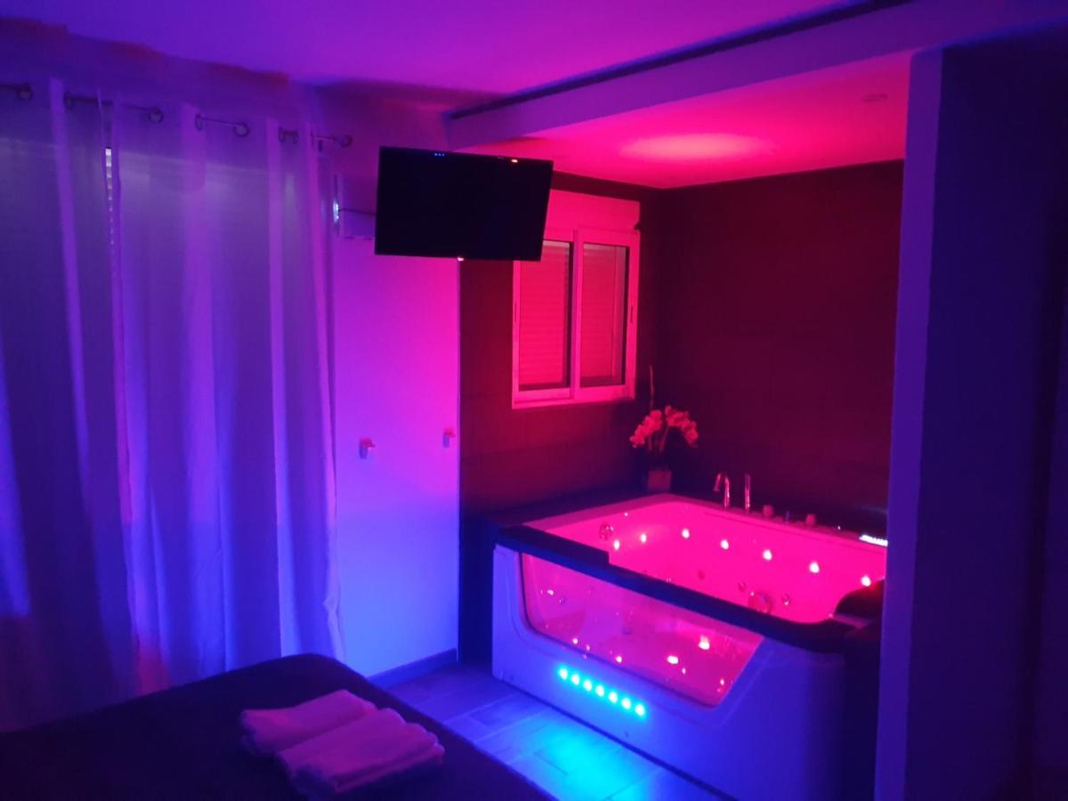 Love Suite And Spa - Cannes Dış mekan fotoğraf